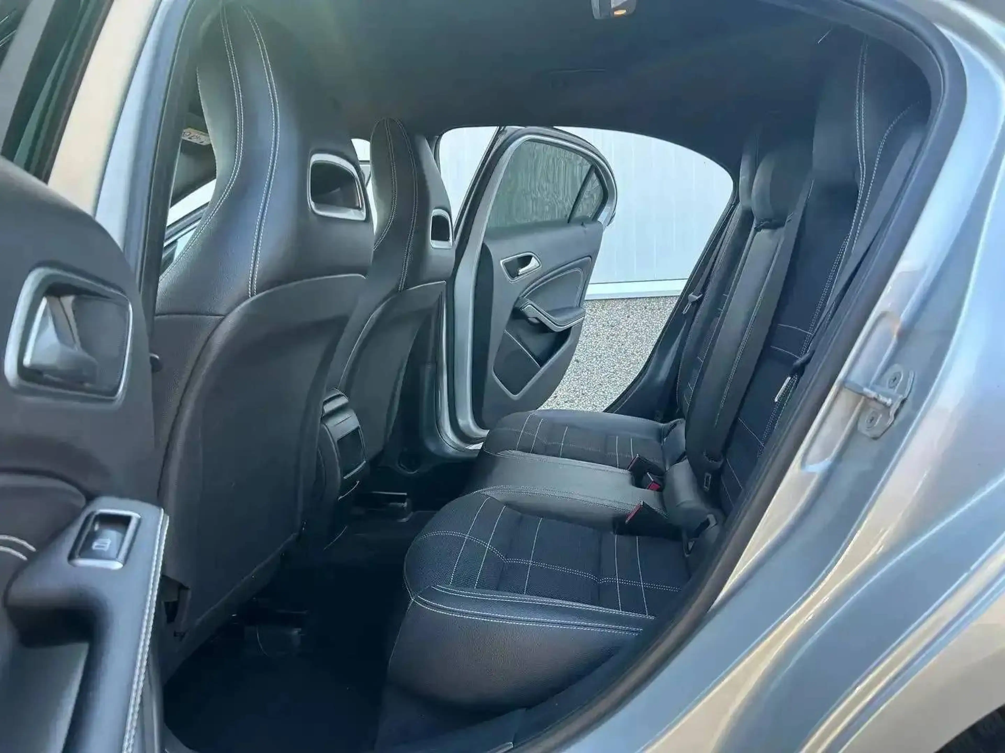 Mercedes-Benz A 180 *GARANTIE*GPS*BLUETOOTH*SIEGES CHAUFFANT*CRUISE* — photo 12