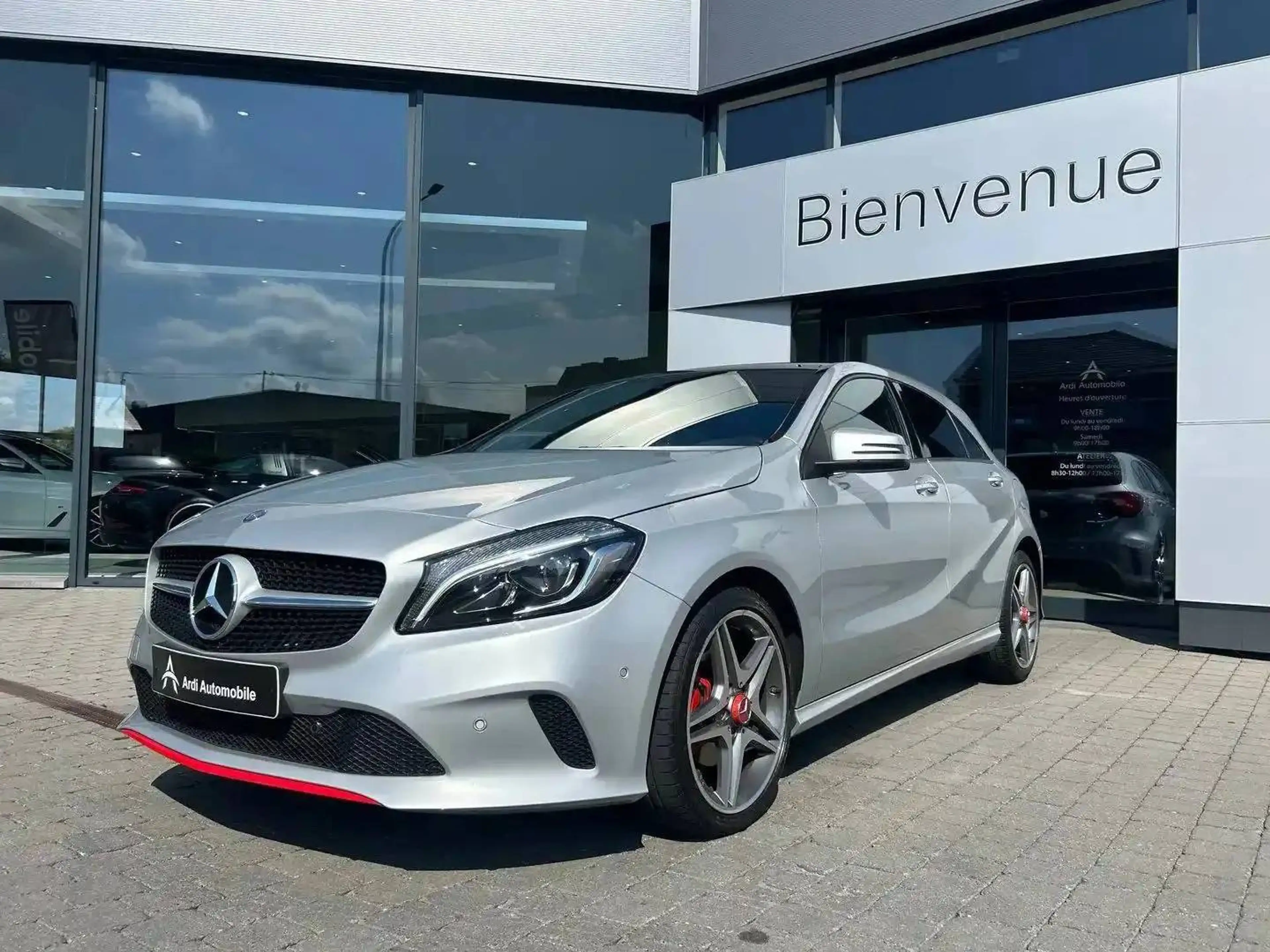 Mercedes-Benz A 180 *GARANTIE*GPS*BLUETOOTH*SIEGES CHAUFFANT*CRUISE*