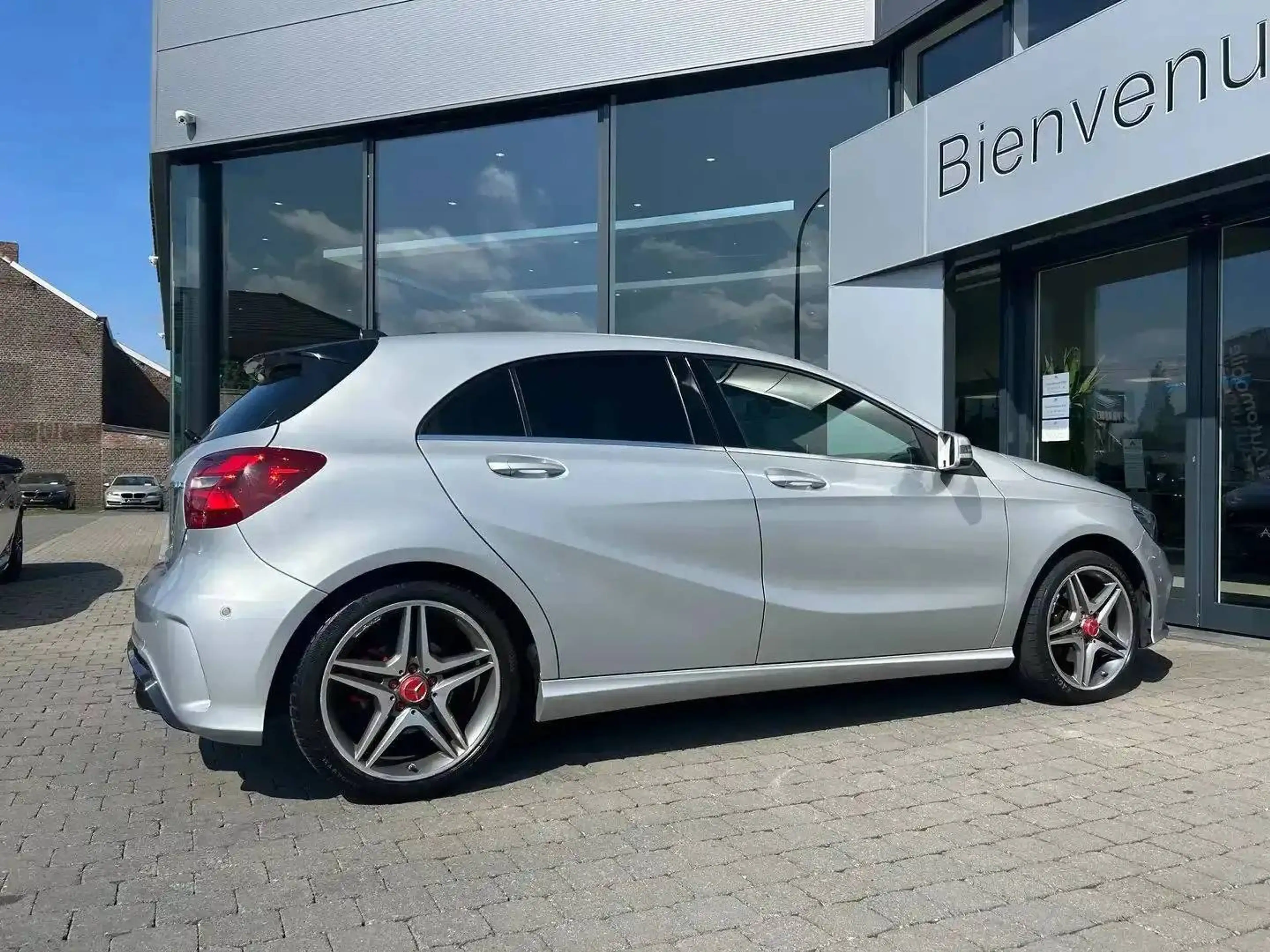Mercedes-Benz A 180 *GARANTIE*GPS*BLUETOOTH*SIEGES CHAUFFANT*CRUISE* — photo 15