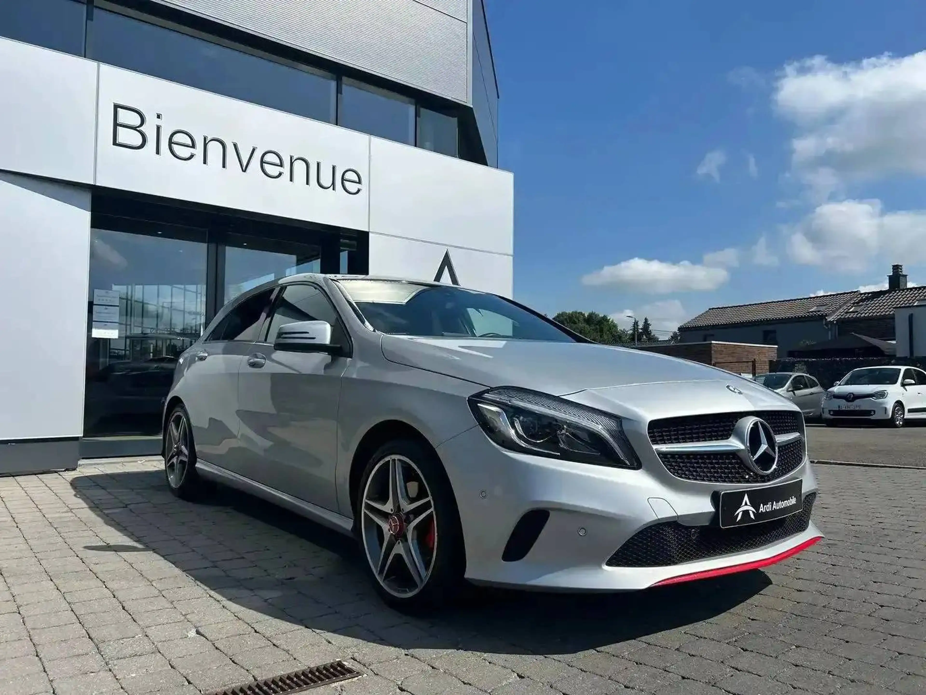Mercedes-Benz A 180 *GARANTIE*GPS*BLUETOOTH*SIEGES CHAUFFANT*CRUISE* — photo 3