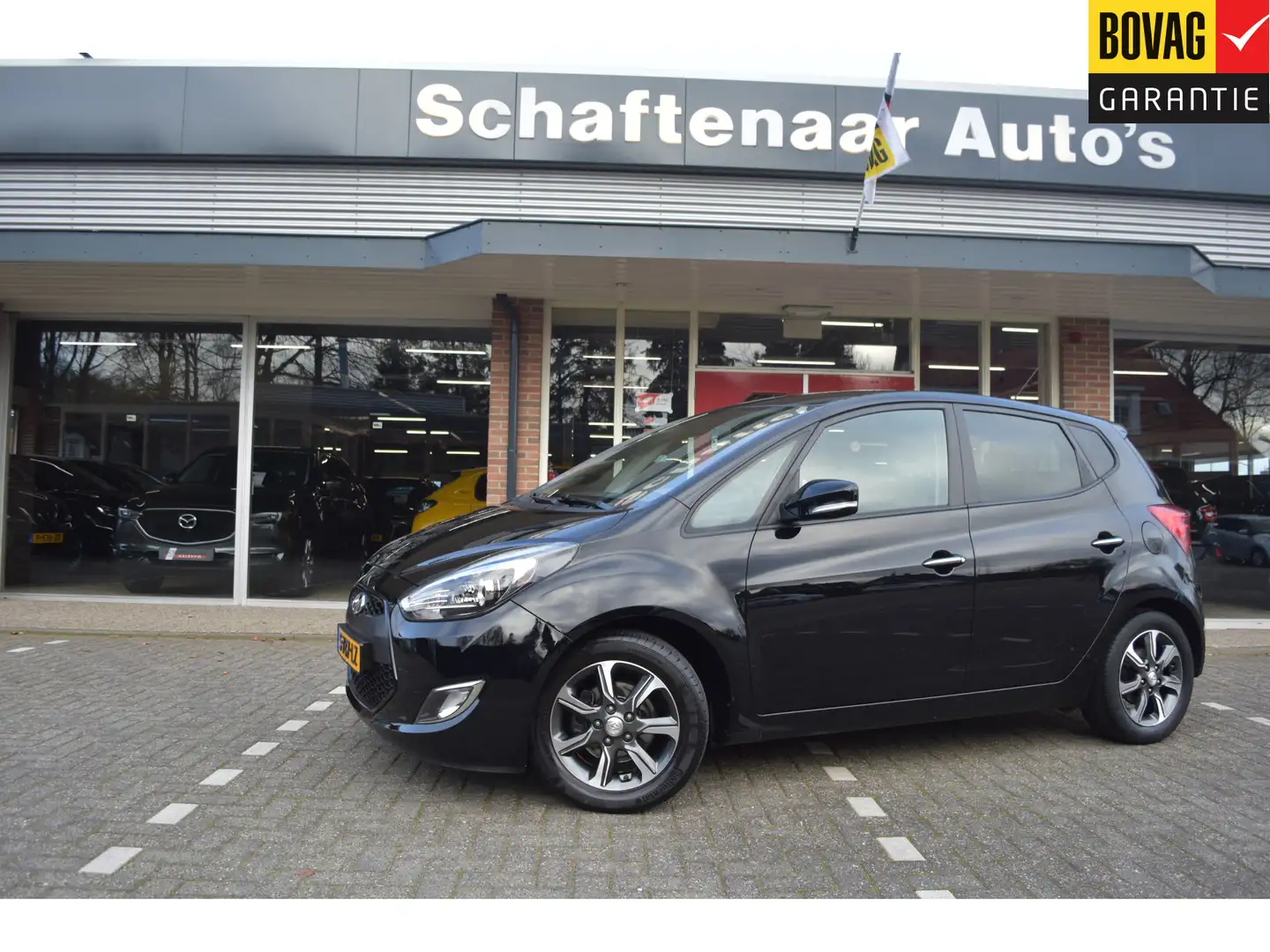 Hyundai iX20 1.4i Go! Zwart - 1