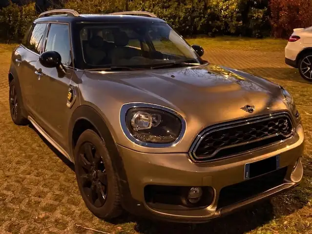 MINI Cooper SE Countryman