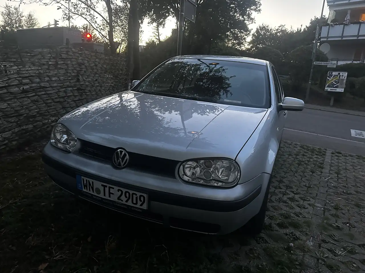 Volkswagen Golf, foto 1