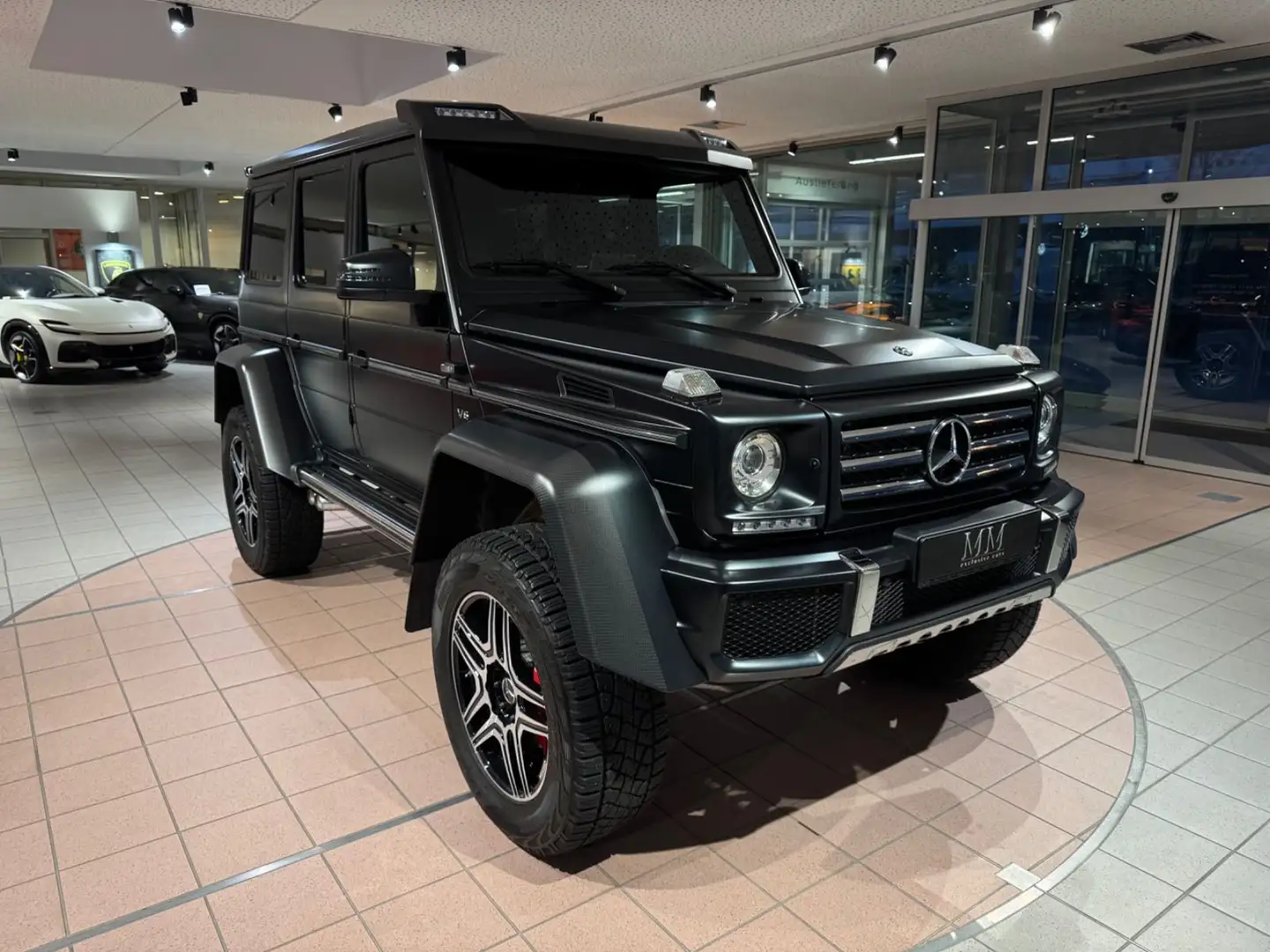 Mercedes-Benz G 500 4x4´2 Schwarz - 1