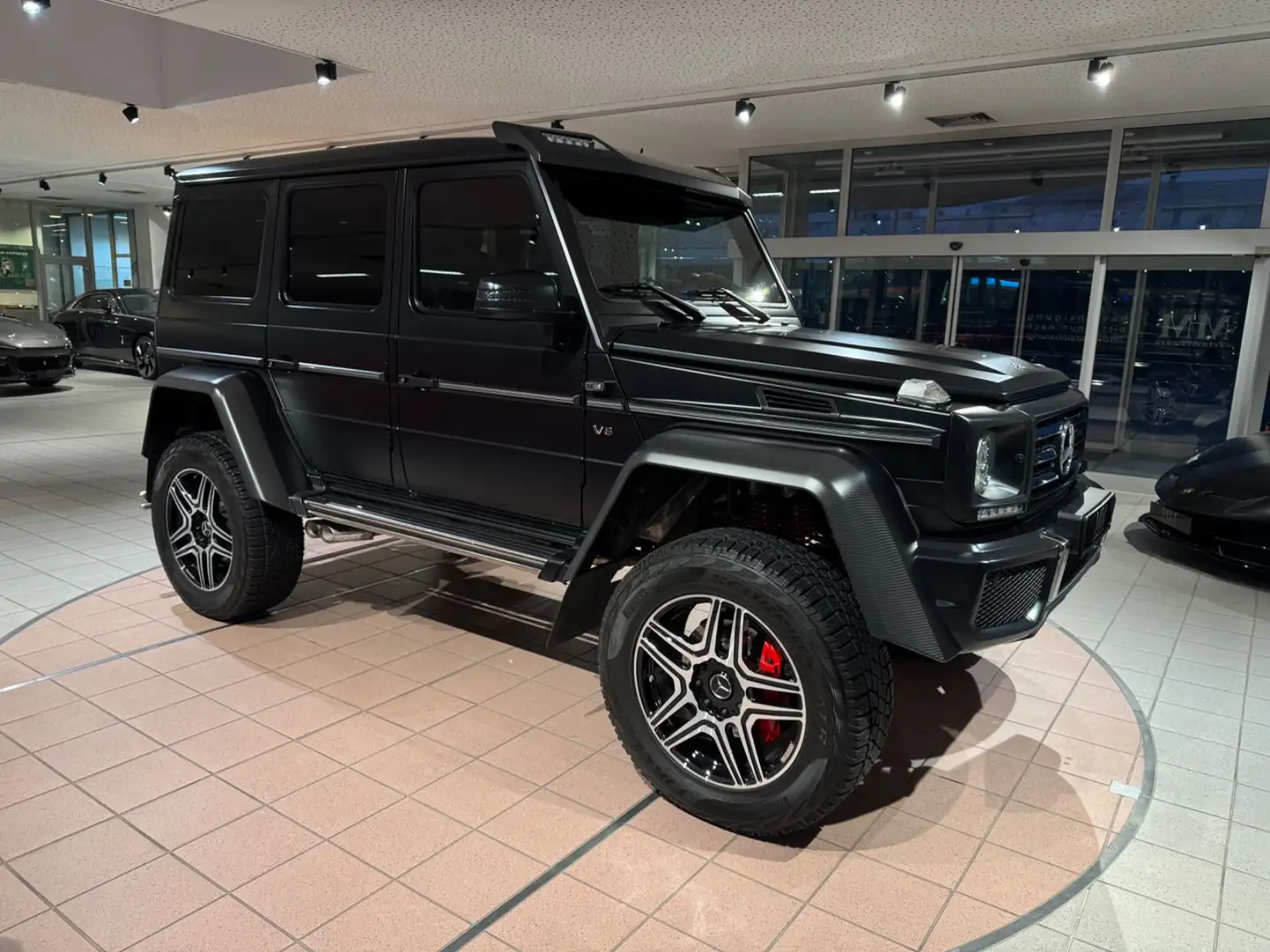Mercedes-Benz G 500 4x4´2 Schwarz - 2