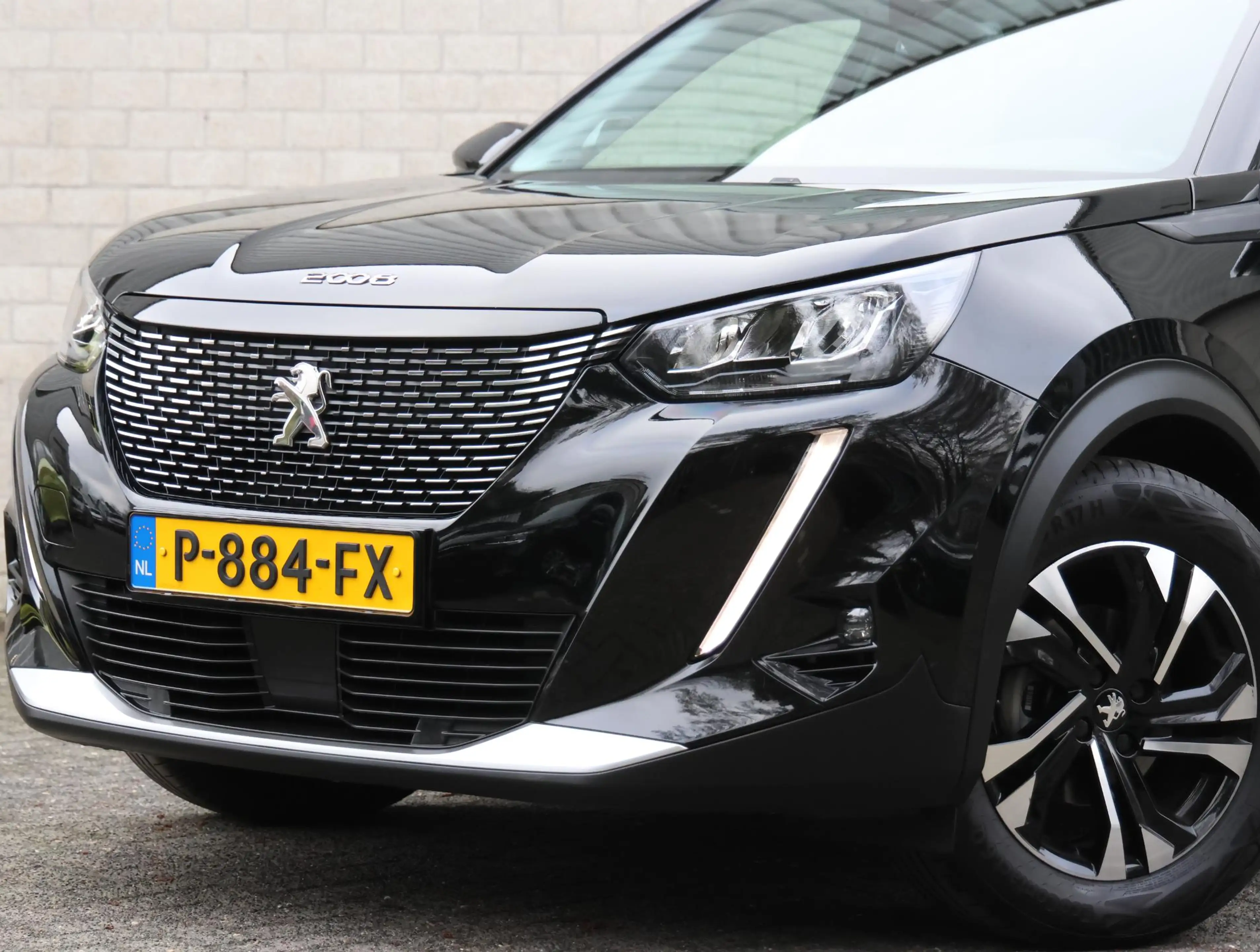 Peugeot 2008 SUV Allure 130pk Automaat | Navigatie | Climate Co — photo 6