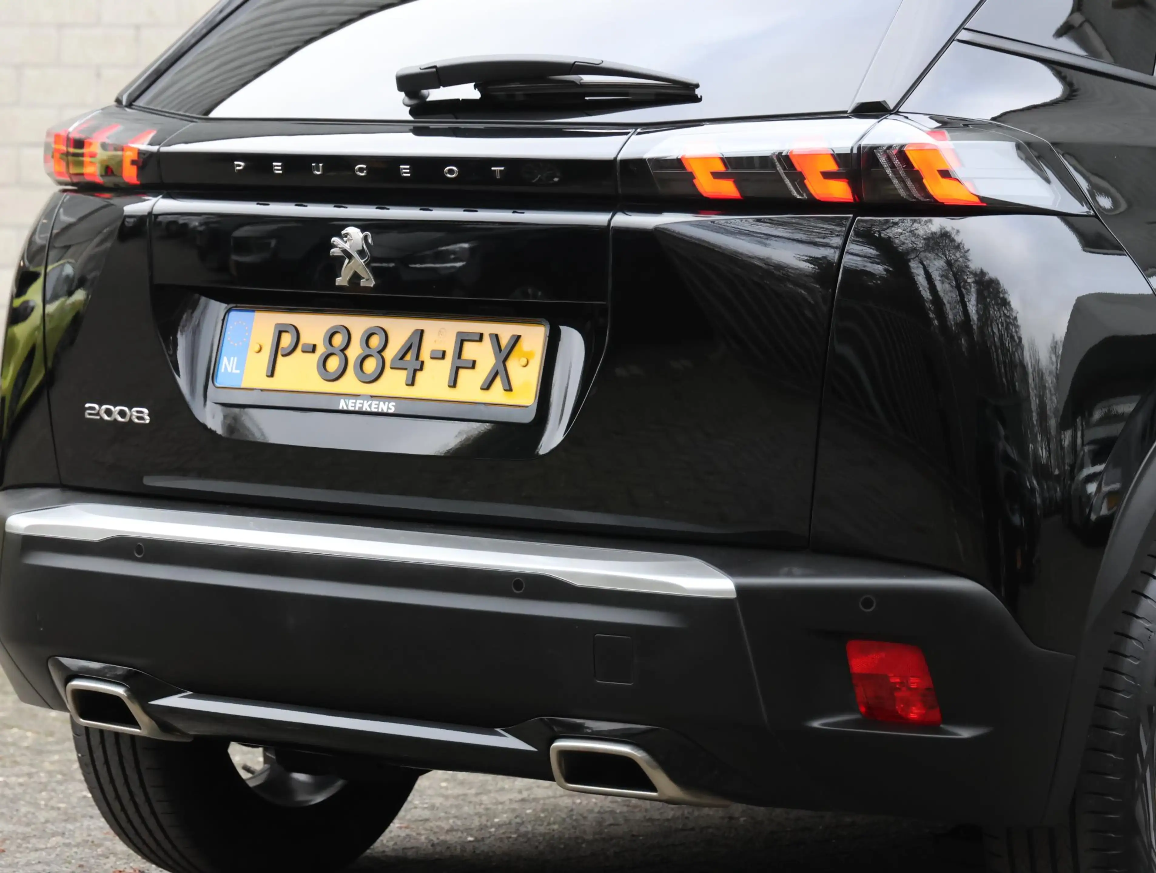 Peugeot 2008 SUV Allure 130pk Automaat | Navigatie | Climate Co — photo 7