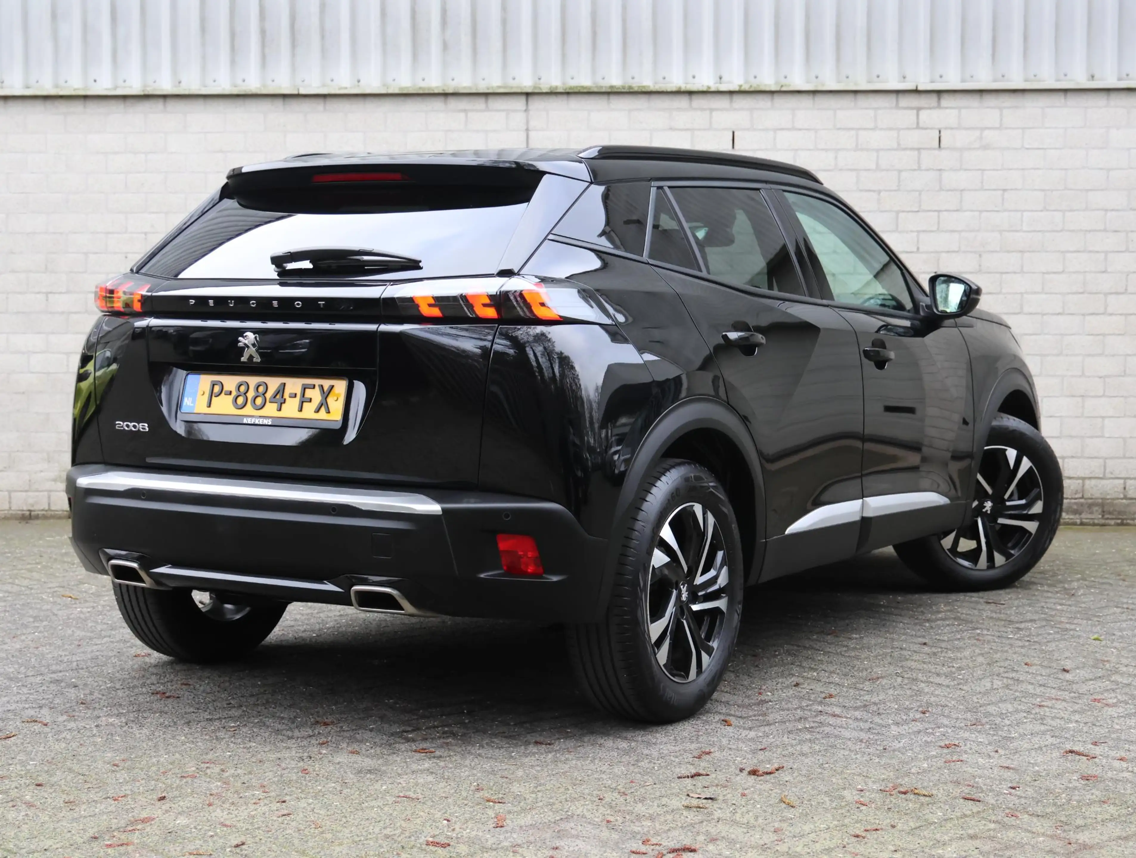 Peugeot 2008 SUV Allure 130pk Automaat | Navigatie | Climate Co — photo 3