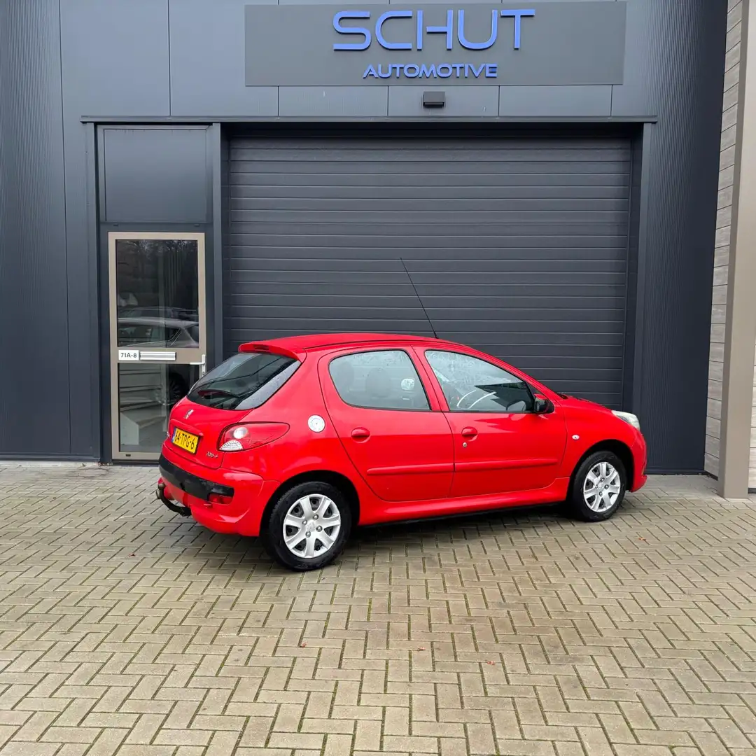 Peugeot 206 + 1.4 XS 5DRS | AIRCO | CENTR VERGRENDELING | EL R Rood - 2