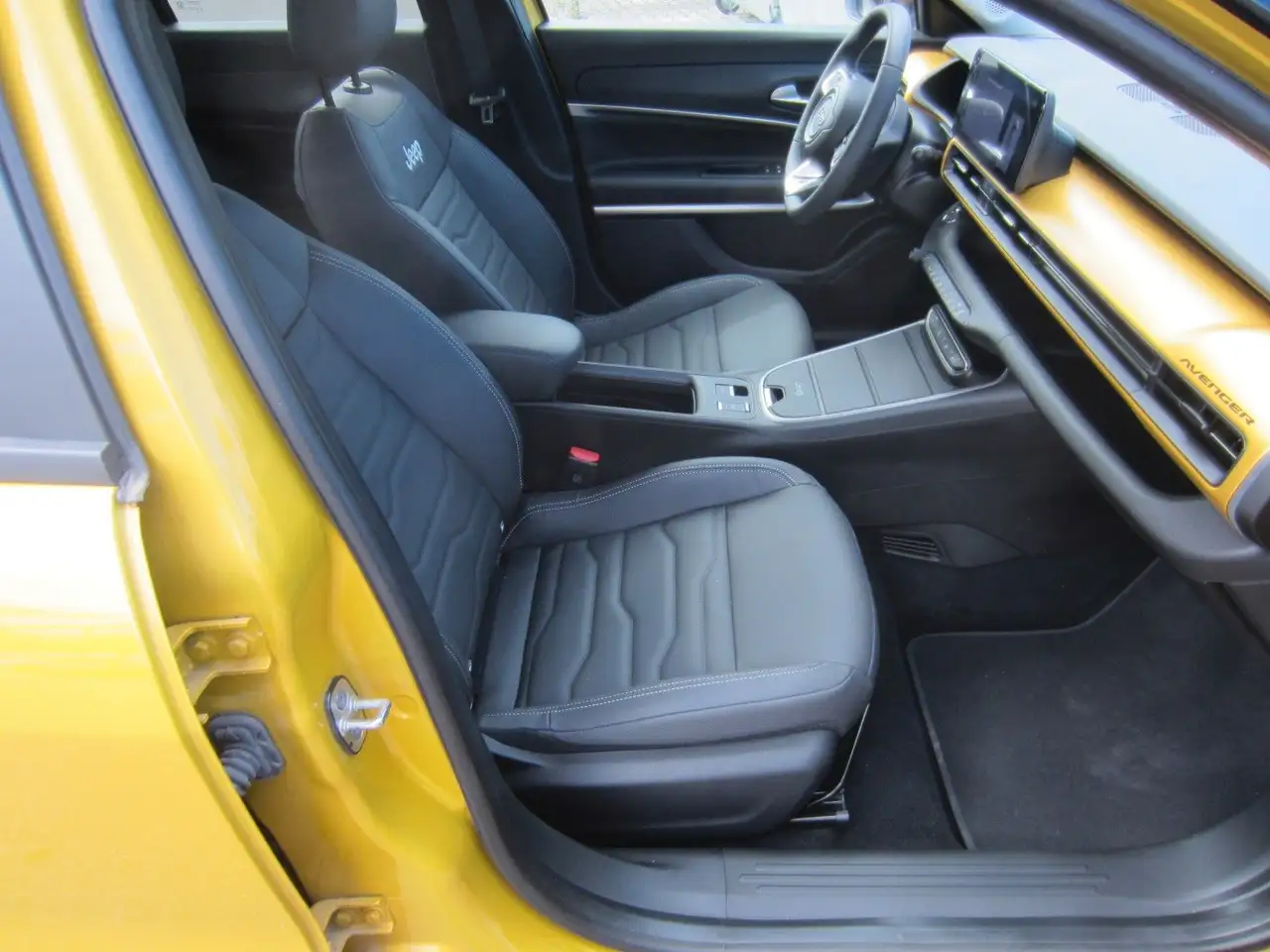 Jeep Avenger Summit Electric, миниатюра 6