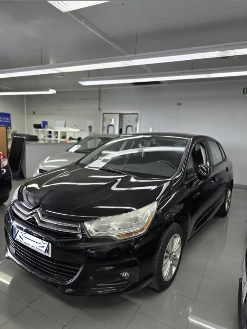 Citroen C4 1.2 PureTech Live Edition 110 Negro - 1