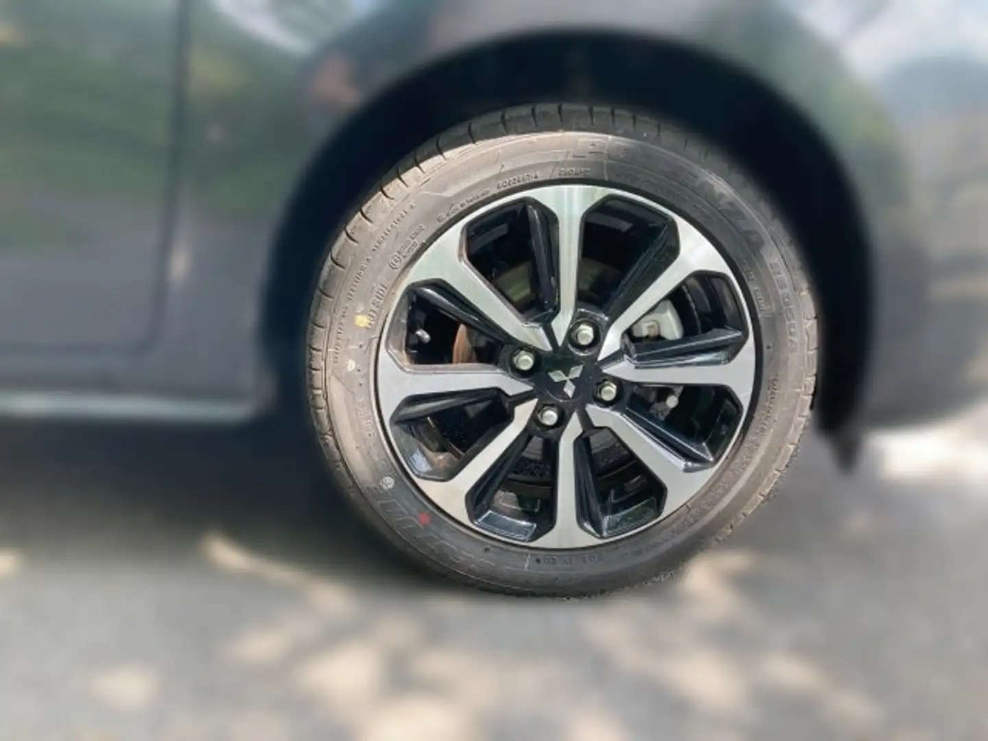 Mitsubishi Space Star 1,2 Invite CVT AS&G SDA 24 Grau - 2