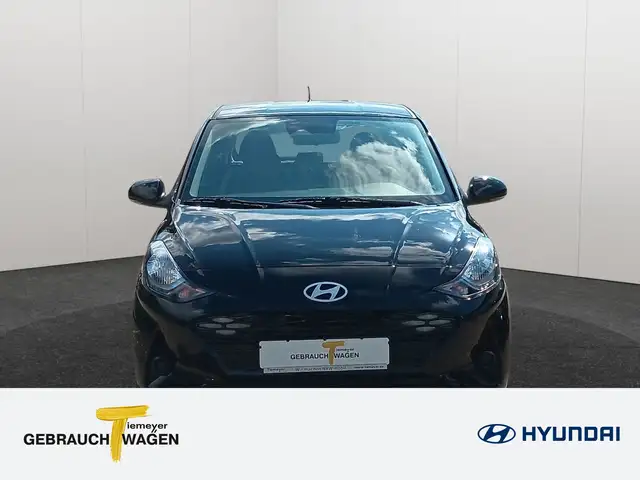 Hyundai i10 view 2