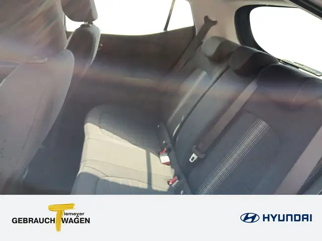 Hyundai i10 view 11