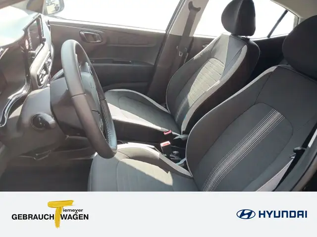 Hyundai i10 view 10