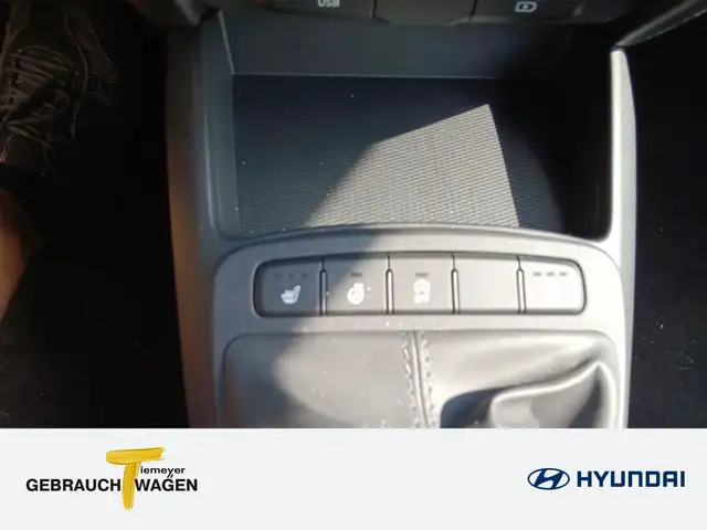 Hyundai i10 view 15