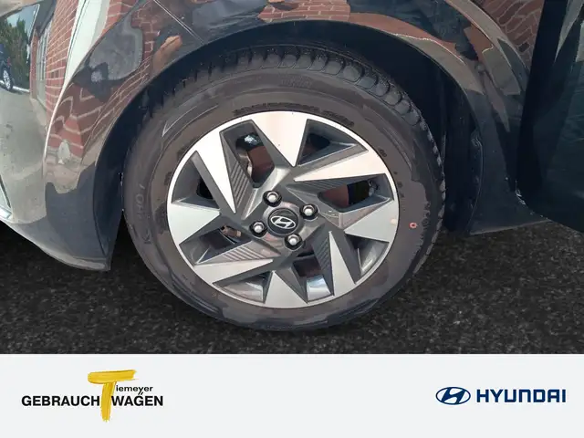 Hyundai i10 view 9