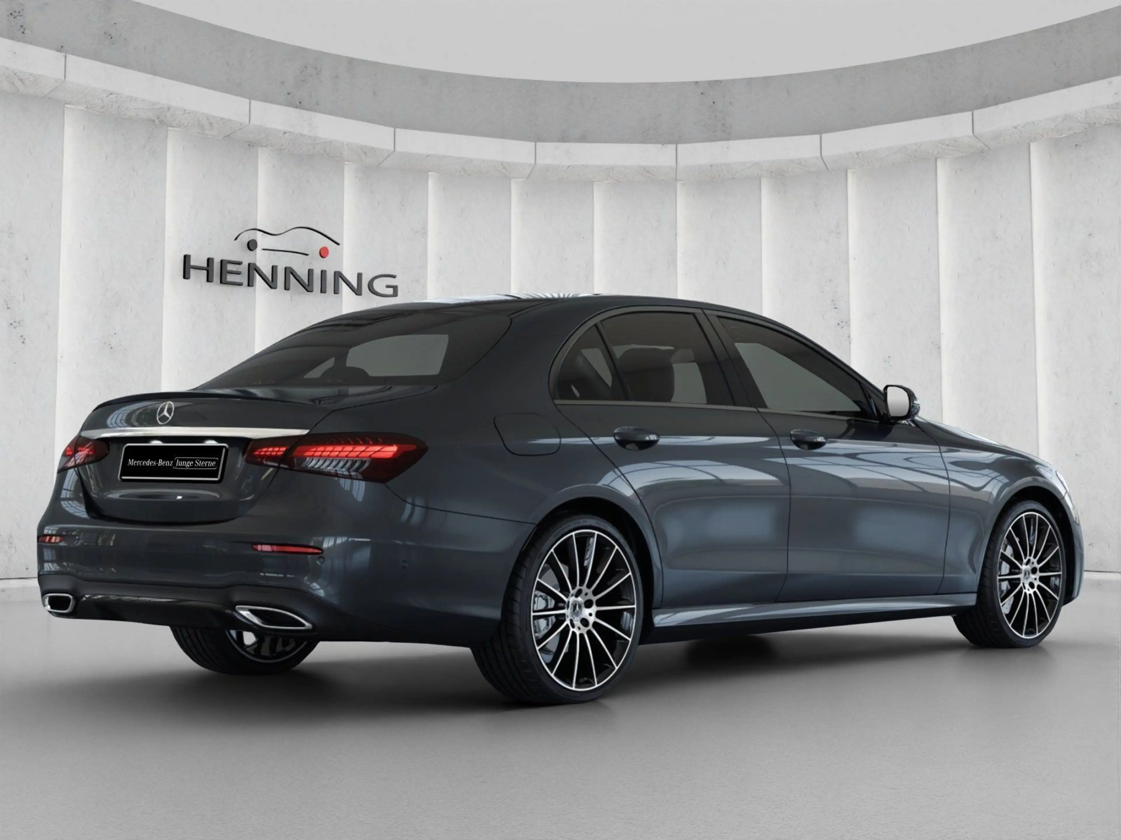 Mercedes-Benz E 220 d Limo AMG Night Panora Burm Multibeam 20" — photo 4