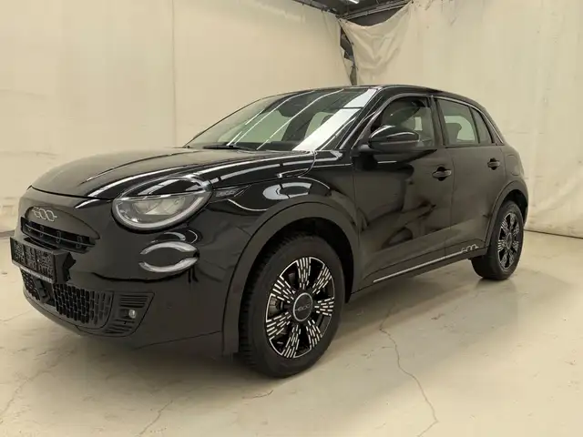 Fiat 600 Hybrid AUTOMATIK CARPLAY KLIMA SITZH PDC
