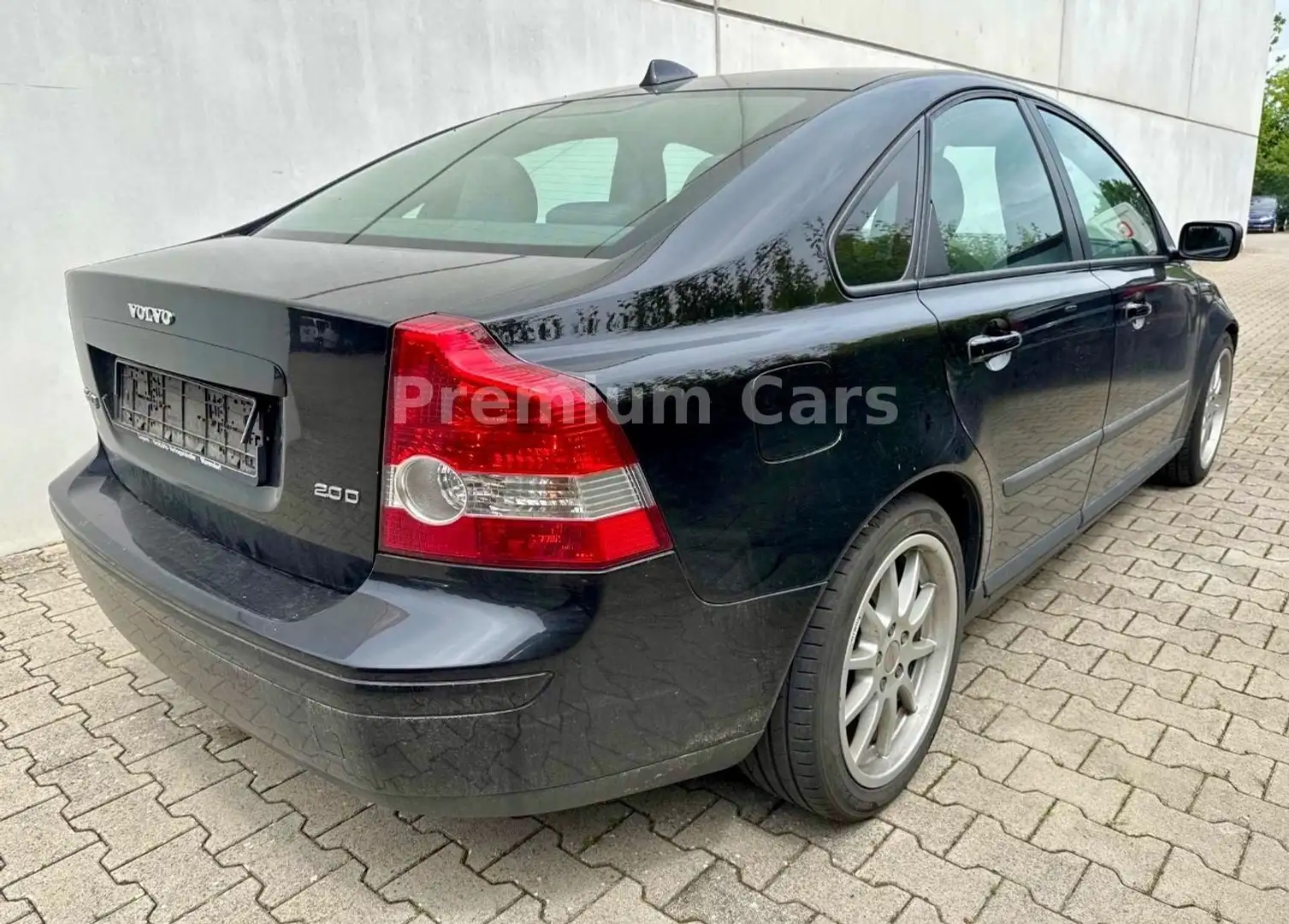 Volvo S40 Limousine 2.0 D Kinetic*Scheckheft*Gepflegt* Noir - 2