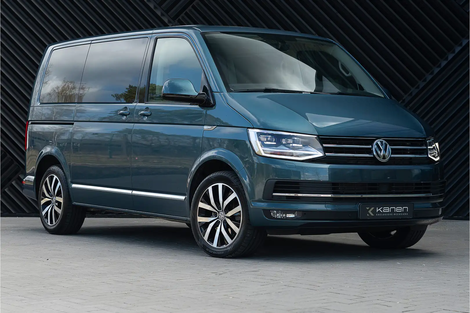 Volkswagen Transporter Multivan Highline 2.0 TDI DC DSG ACC Dynaudio DCC Зелёный - 1