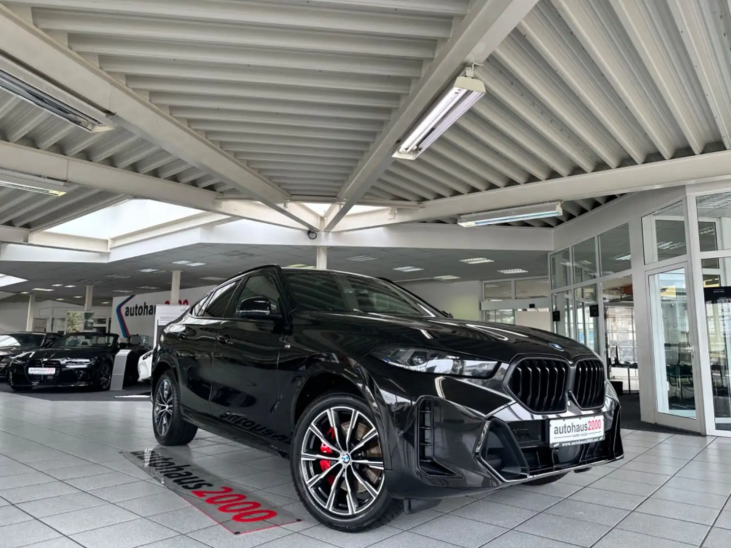 BMW X6 30d xDrive M Sport 360°/HUD/PANO/SONDERLACKIE Schwarz - 1