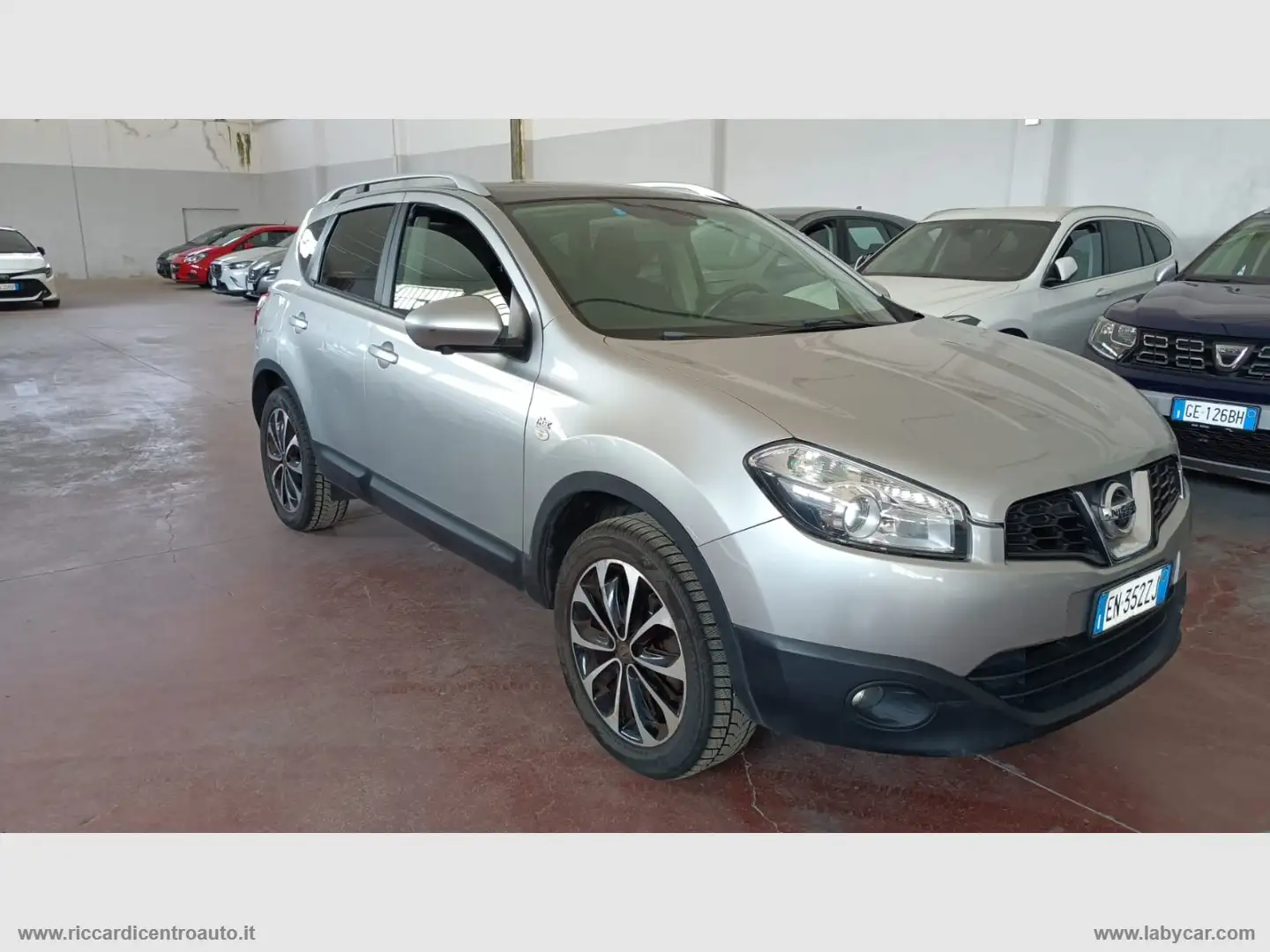 Nissan Qashqai 1.6 GPL Eco n-tec - MARCIANTE CON PROBLEMA VALVOLE Gris - 2