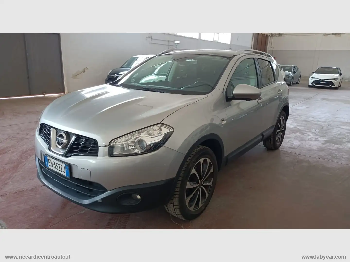 Nissan Qashqai 1.6 GPL Eco n-tec - MARCIANTE CON PROBLEMA VALVOLE Grijs - 1