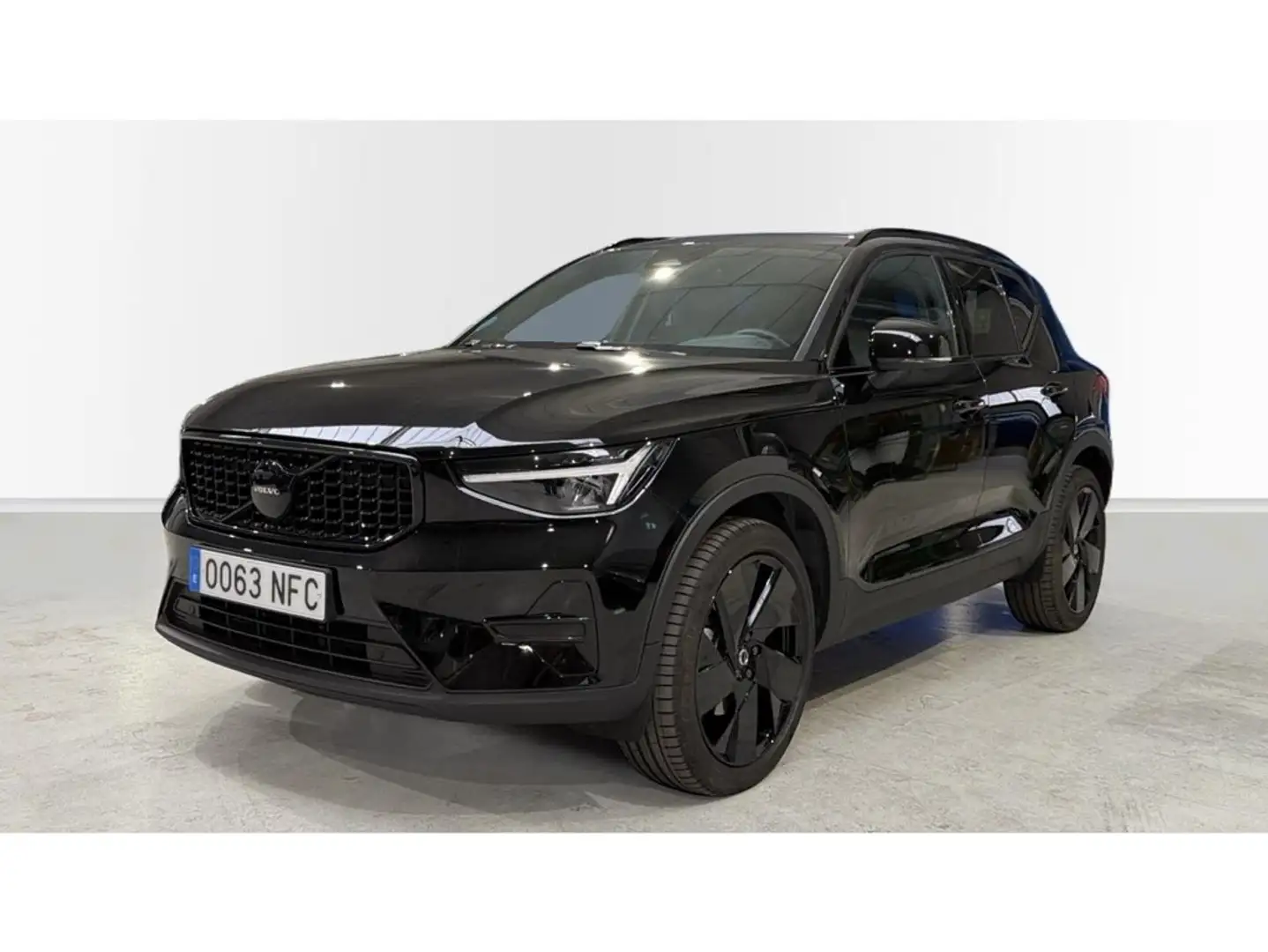 Volvo XC40 B3 Black Edition Plus Aut. Negro - 1