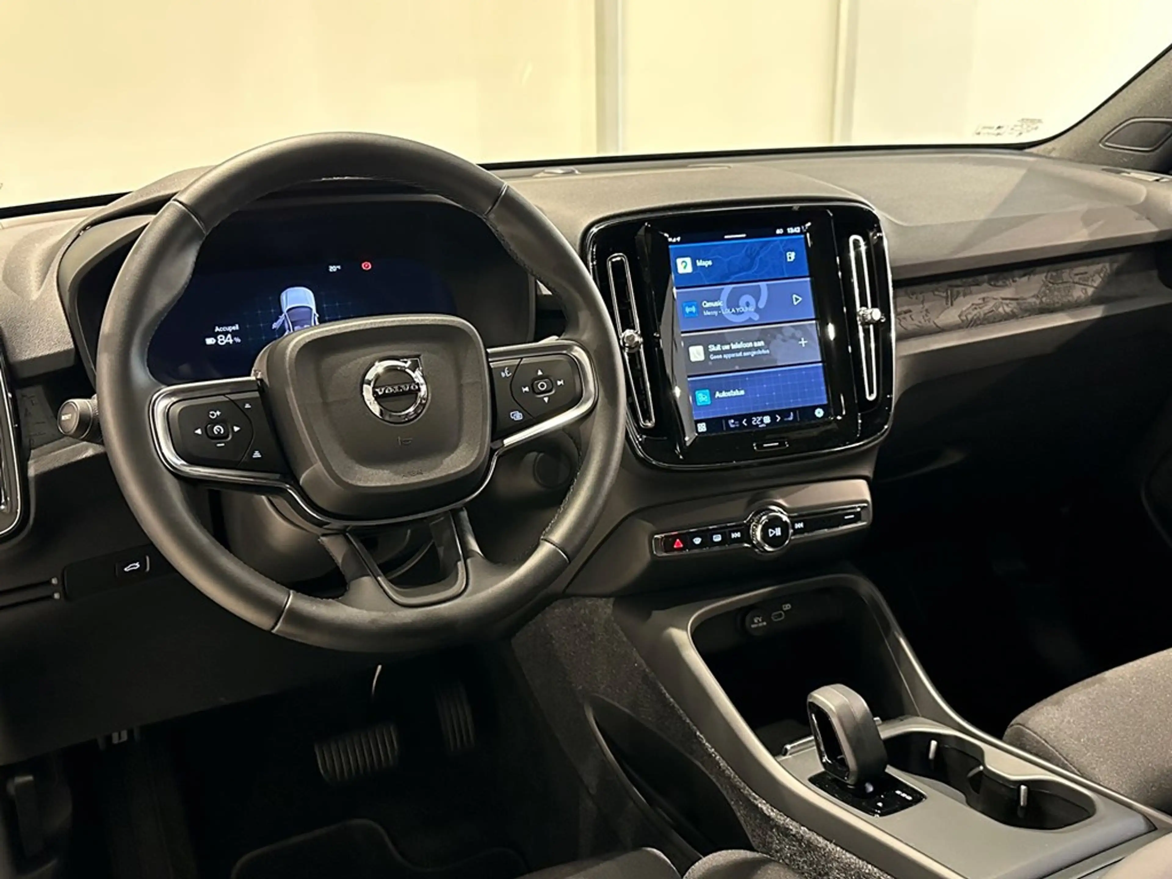 Volvo EC40 Recharge + electr trekhaak — photo 4
