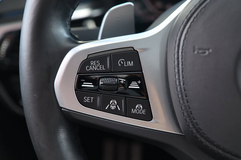 BMW 530 5-serie Touring 530e M Sport / PANO / LASER / HUD — photo 15