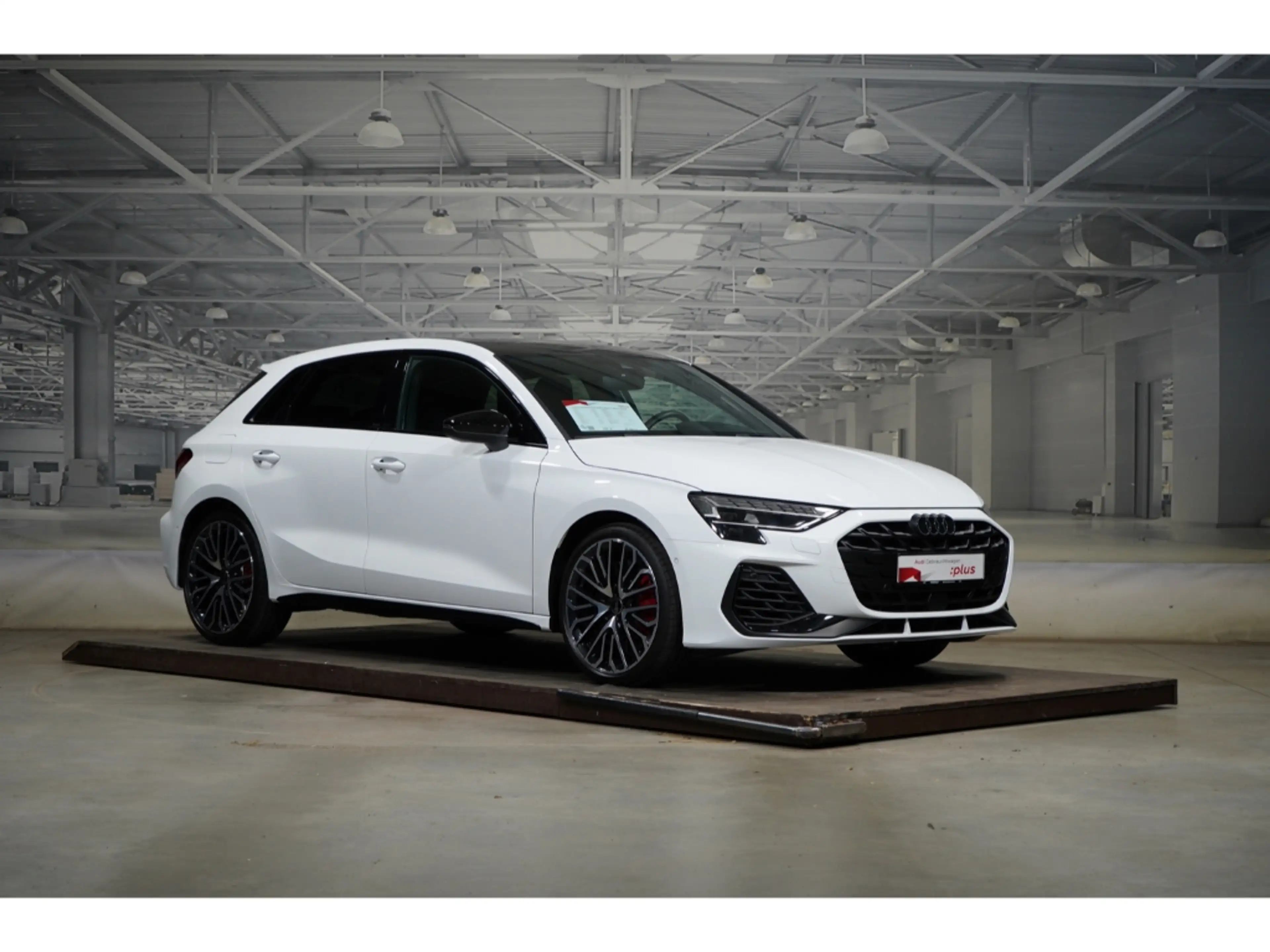 Audi S3 Sportback TFSI quattro Head-Up Matrix SONOS — photo 4
