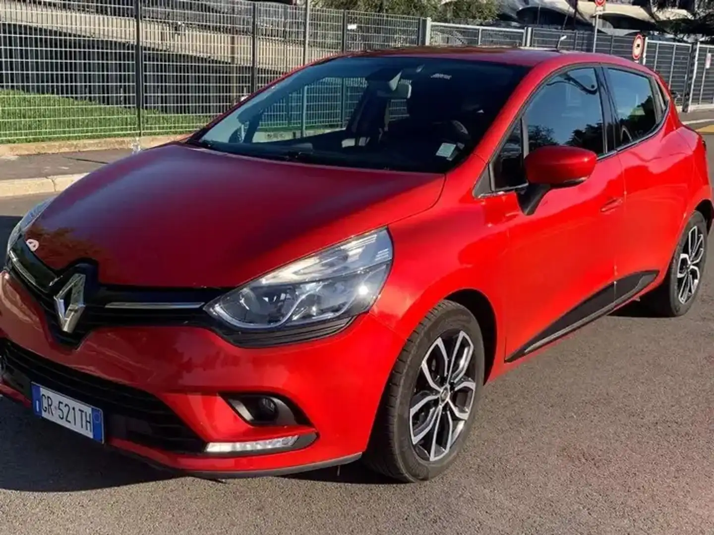 Renault Clio Clio IV 2017 1.5 dci energy Zen 75cv Rosso - 2