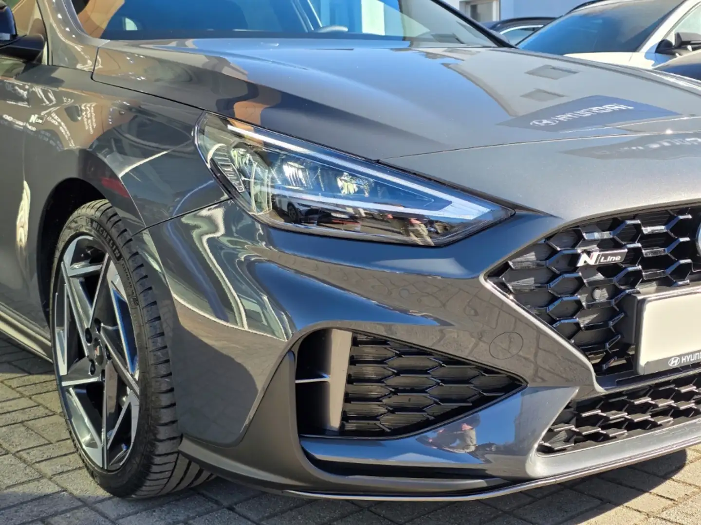 Hyundai i30 1.5 T-GDI 7-DCT N LINE, Pano, Navi, Kamera, CarPla Gris - 2