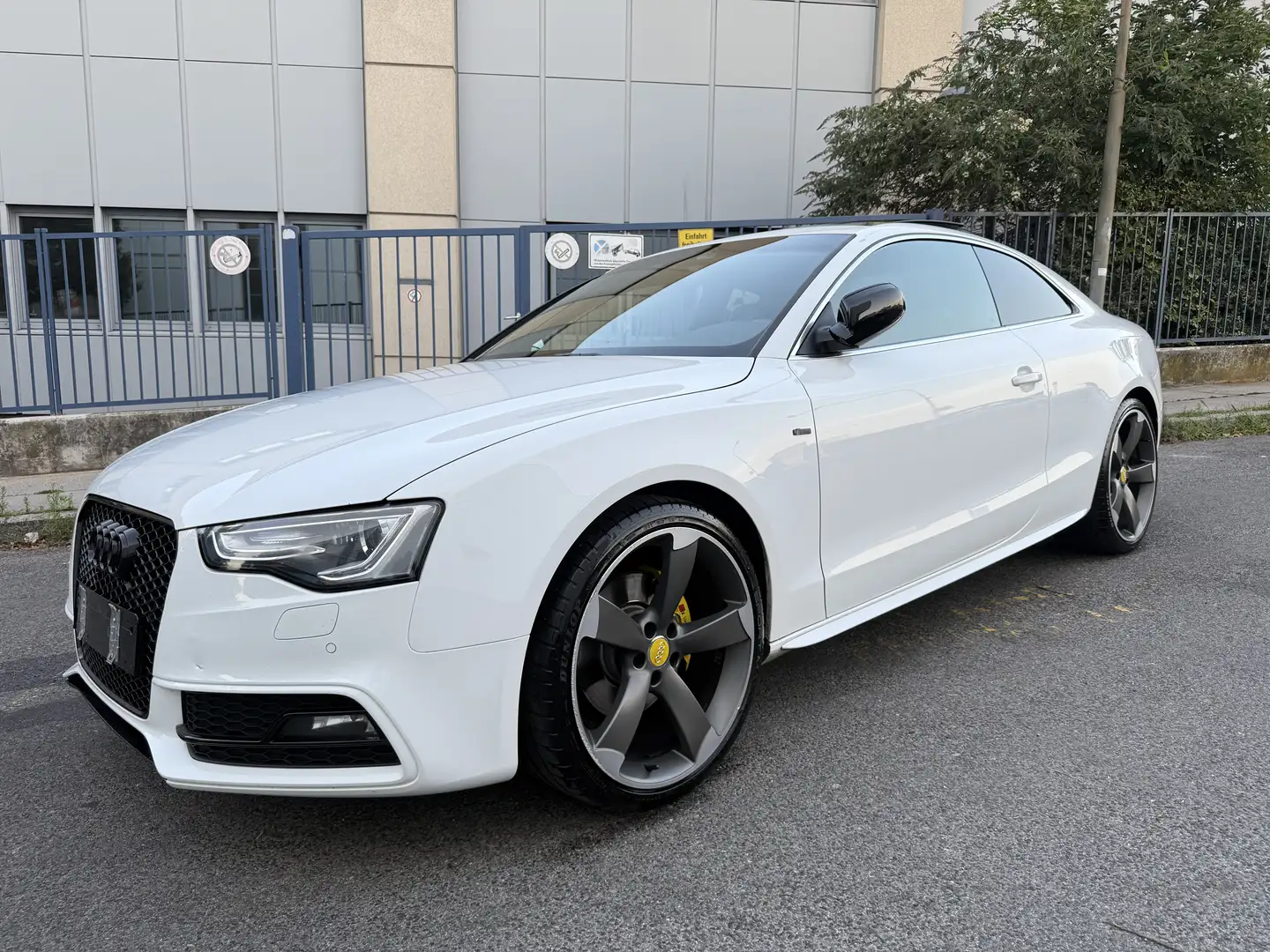Audi A5 Coupé 3,0 TDI DPF Aut. 3x S-Line / Standheizung Weiß - 2