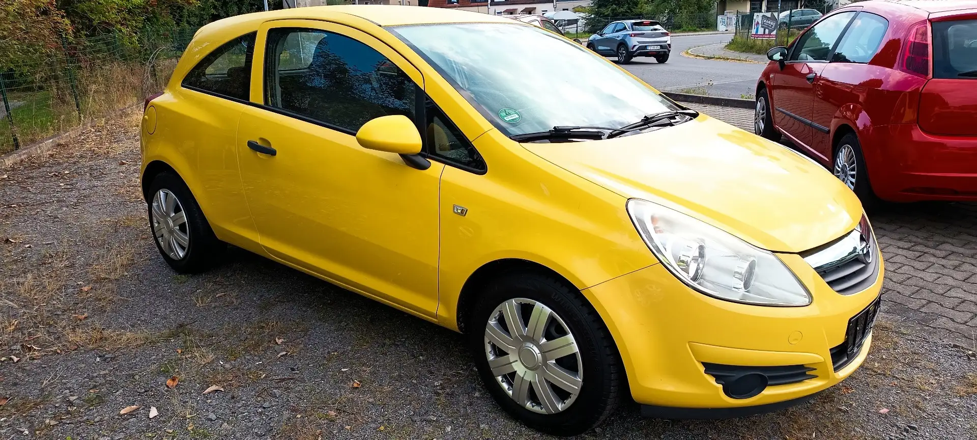 Opel Corsa 1.2 16V (ecoFLEX) Желтый - 1