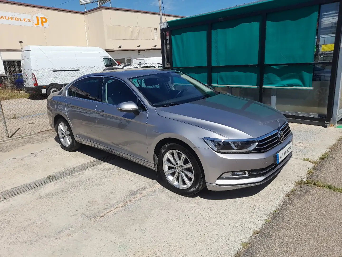 Volkswagen Passat 2.0TDI R-Line 110kW Gris - 1