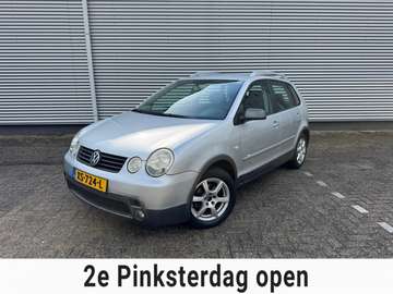 1.4-16V FUN/Cross, Lm velgen,Airco,trekhaak,Nieuwe