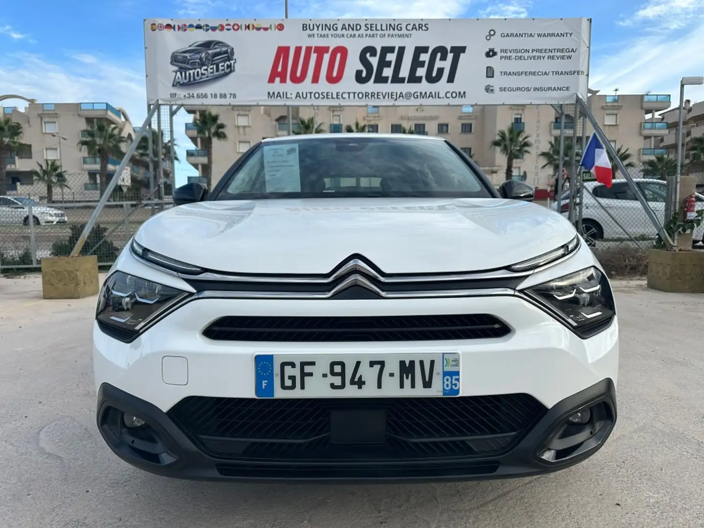 Citroen C4 Berlina Automático de 5 Puertas Blanco - 1