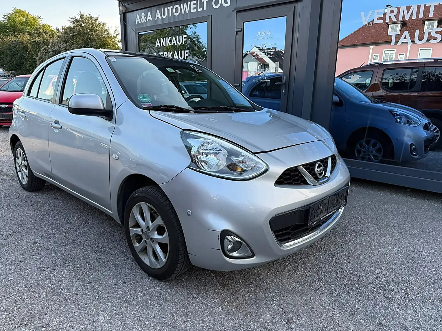 Nissan Micra 1,2 *Keyless Go- Entry*Pano*Sitzheizung*Temp.* Silber - 2
