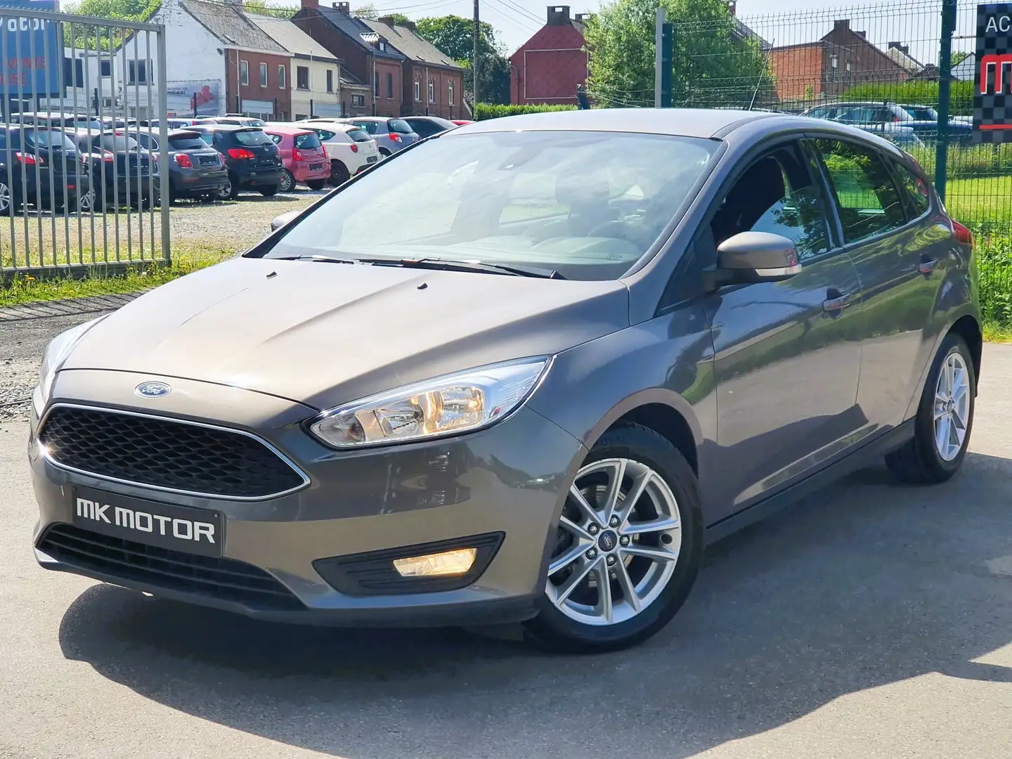 Ford Focus 🟢1.0 ESSENCE 125CV - GPS - CRUISE - AIRCO Brun - 1