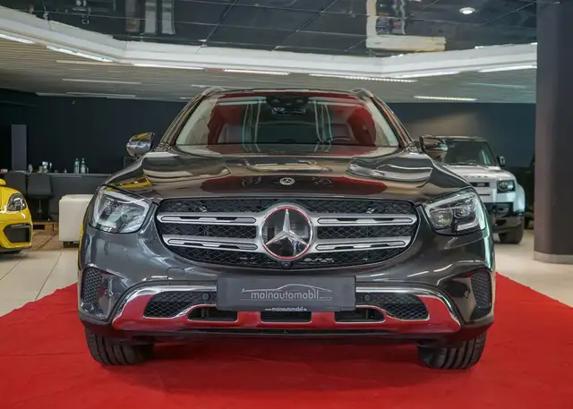 Mercedes-Benz GLC 400 d 4M MBUX AHK HU DisTr LED Pano Burmester