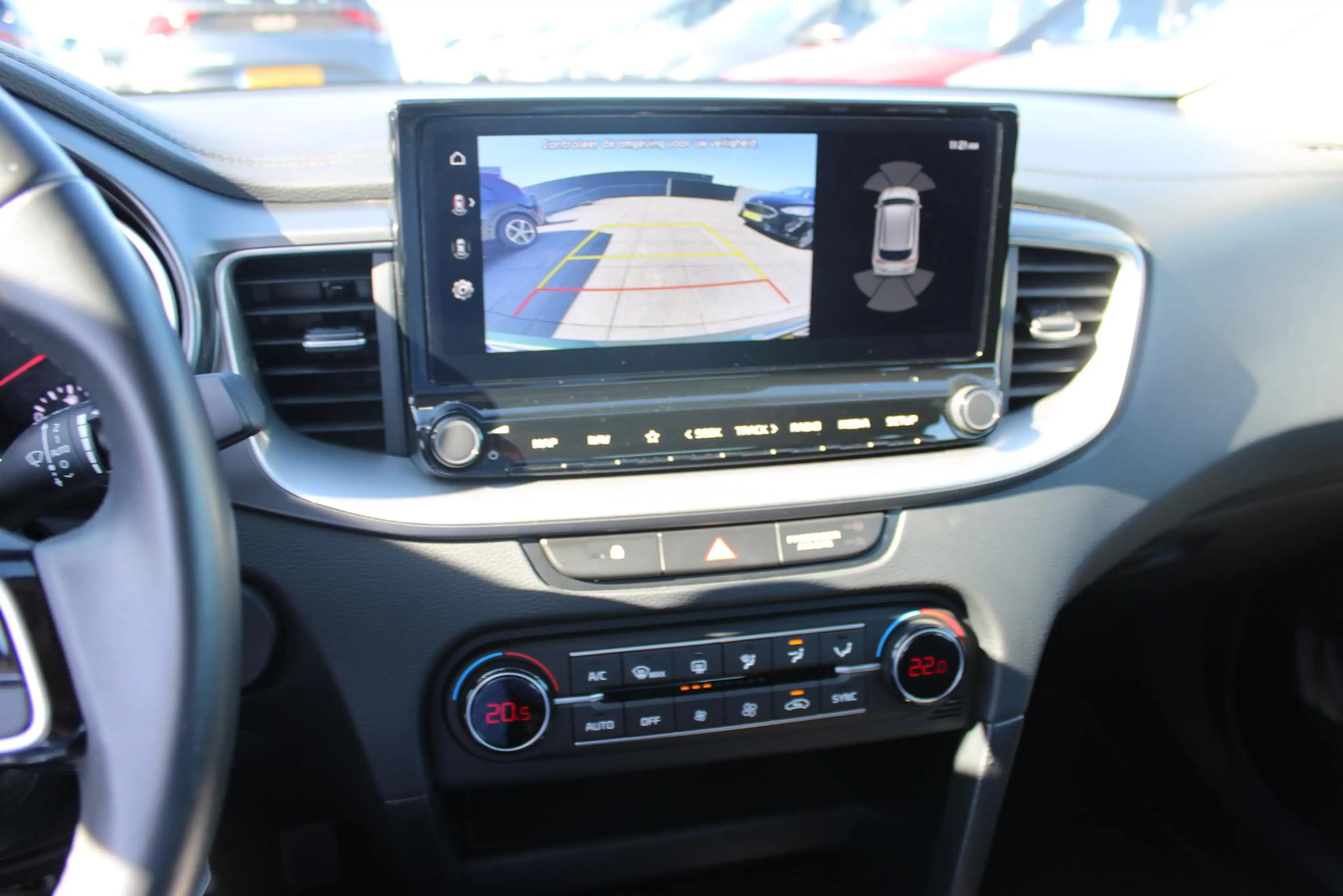 Kia Ceed SW / cee'd SW Sportswagon 1.5 T-GDi DynamicLine camera / navigat — photo 13