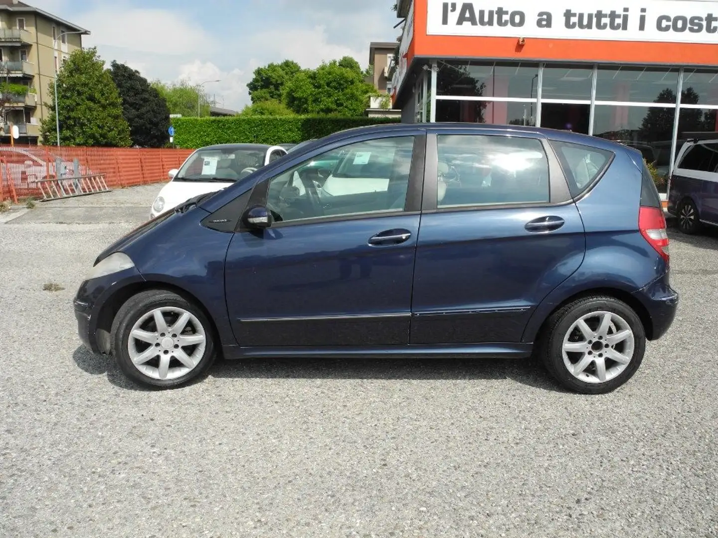 Mercedes-Benz A 180 CDI Elegance -MARCIANTE- IN VENDITA COME RITIRATA Blu/Azzurro - 2
