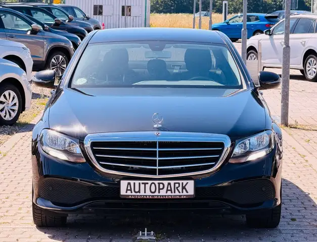 Mercedes-Benz E-Class view 2