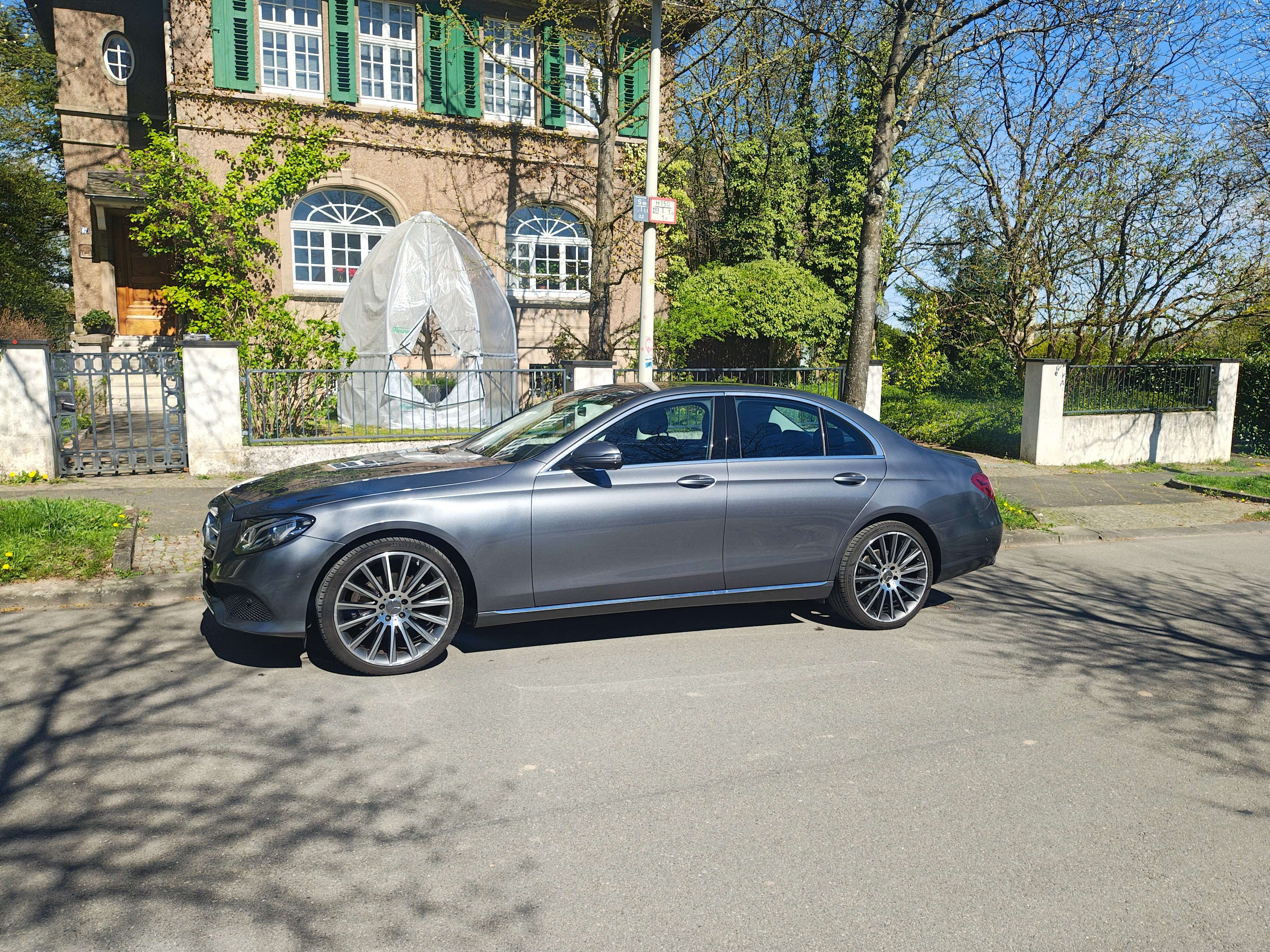 Second hand Mercedes Benz E-Class 