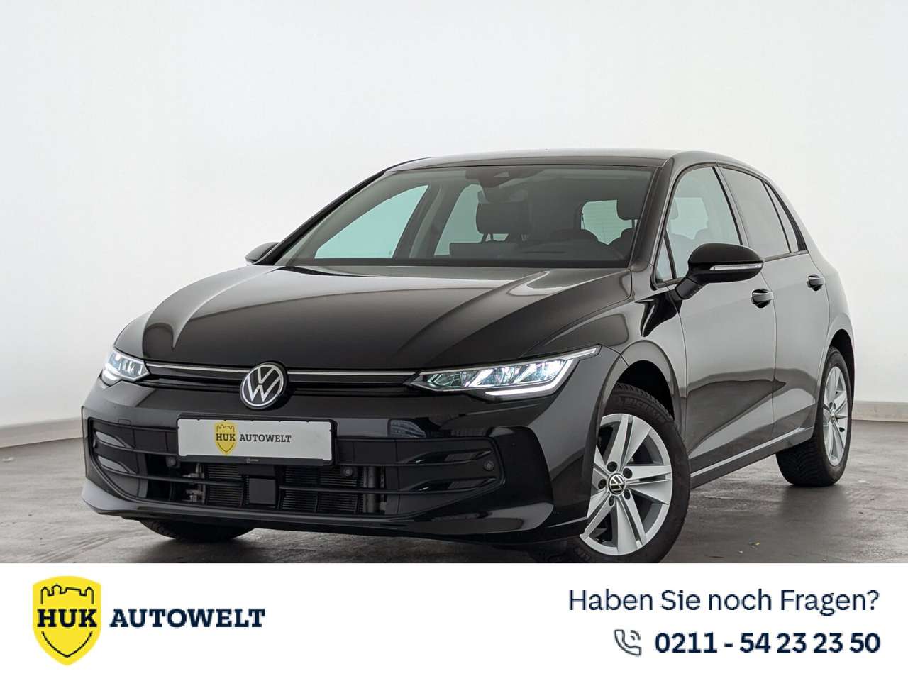 Volkswagen Golf 2025 — Golf VIII 1.5 TSI Life NAVI+AHK+ACC+SHZ+PDC+