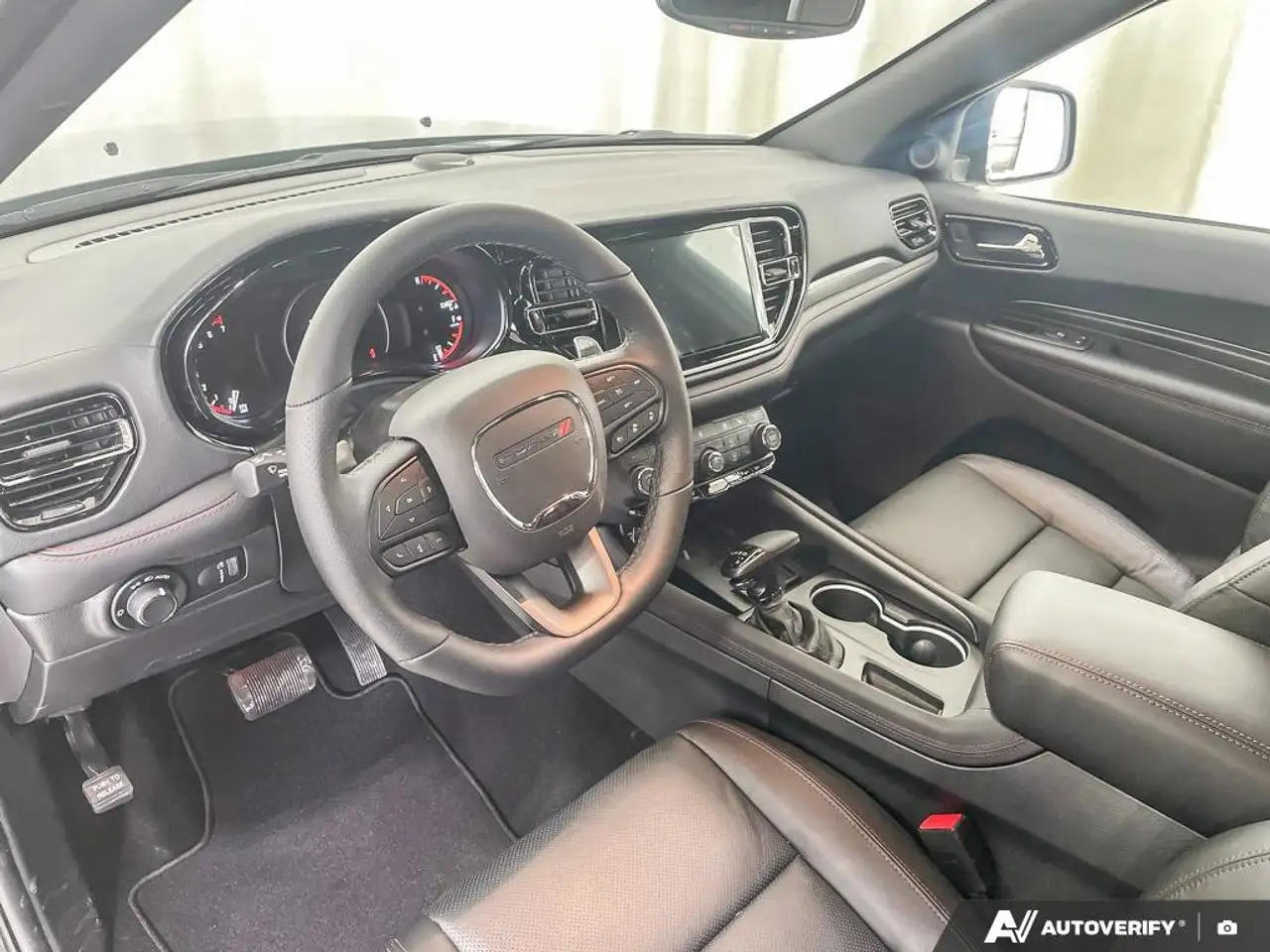 Dodge Durango снимка Dodge Durango