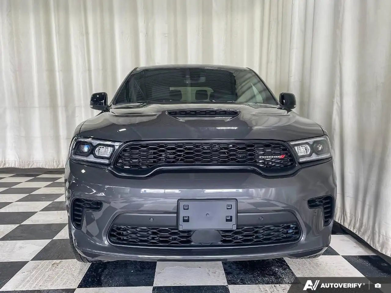 Dodge Durango снимка Dodge Durango