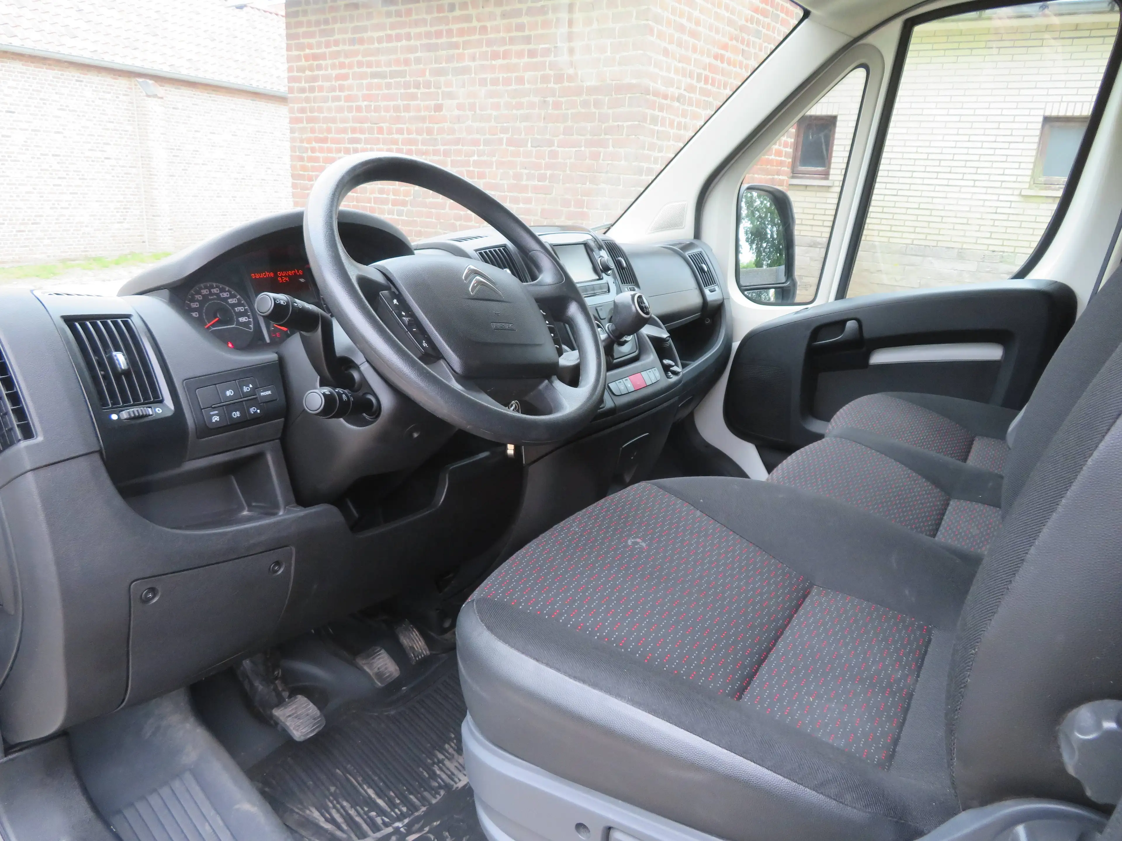 Citroen Jumper 2.2 BlueHDi - L1H1 — photo 11